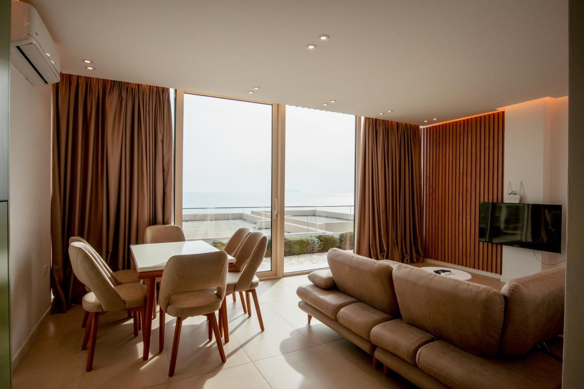 Green Coast Hotel Palasë Eksteriør billede